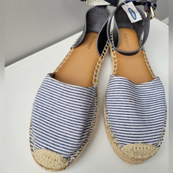 Old navy espadrilles sandals - Picture 3 of 6